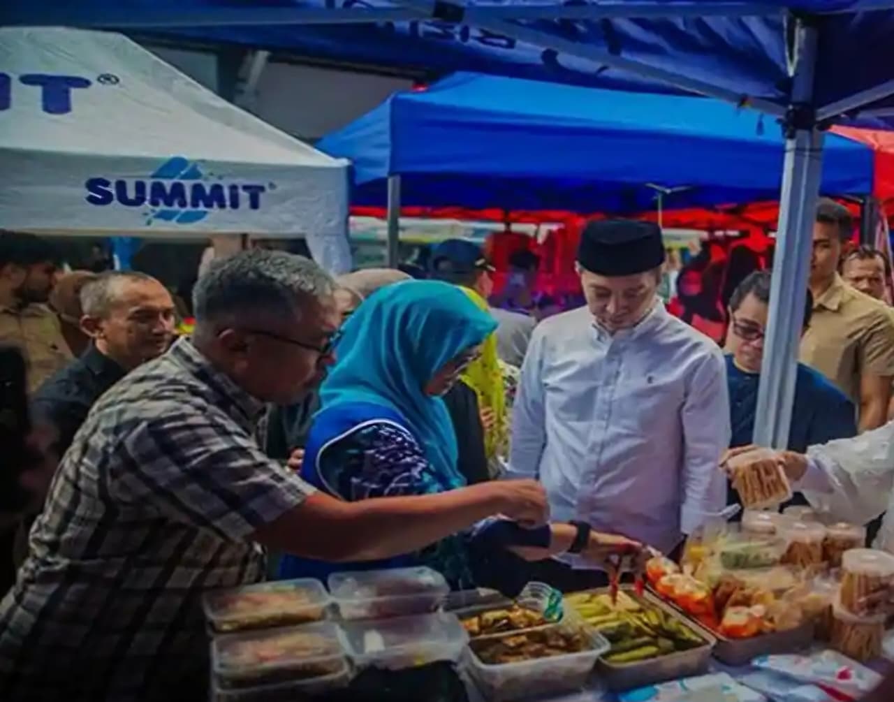 Diapresiasi, Wali Kota Bogor Resmikan Bazar Ramadan Pasar Gembrong Sukasari 2026
